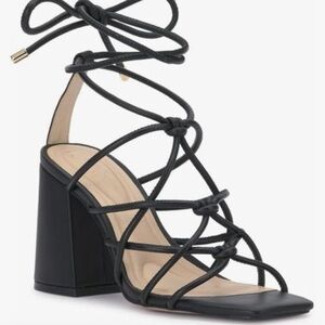 NEW Jessica Simpson Ozias Strappy Pumps Black Leather Size 8.5 NWOT